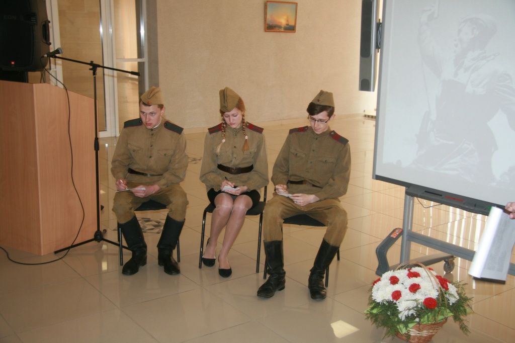 В Ульяновске прошел праздничный концерт, посвященный 70-летию Победы «Память сильнее времени» В Ульяновске прошел праздничный концерт, посвященный 70-летию Победы «Память сильнее времени»