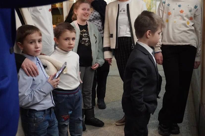 В Ульяновской области наградили победителей Губернаторского творческого конкурса «30-летие Конституции Российской Федерации - детский взгляд» В Ульяновской области наградили победителей Губернаторского творческого конкурса «30-летие Конституции Российской Федерации - детский взгляд»