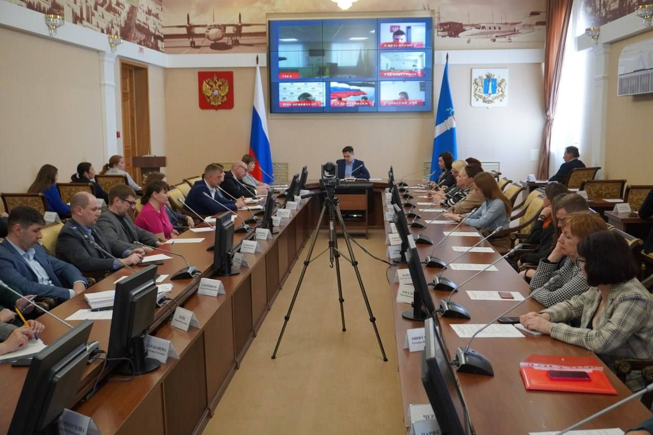 Вопросы взаимодействия в сфере противодействия коррупции органов власти и НКО обсудили в Ульяновской области Вопросы взаимодействия в сфере противодействия коррупции органов власти и НКО обсудили в Ульяновской области