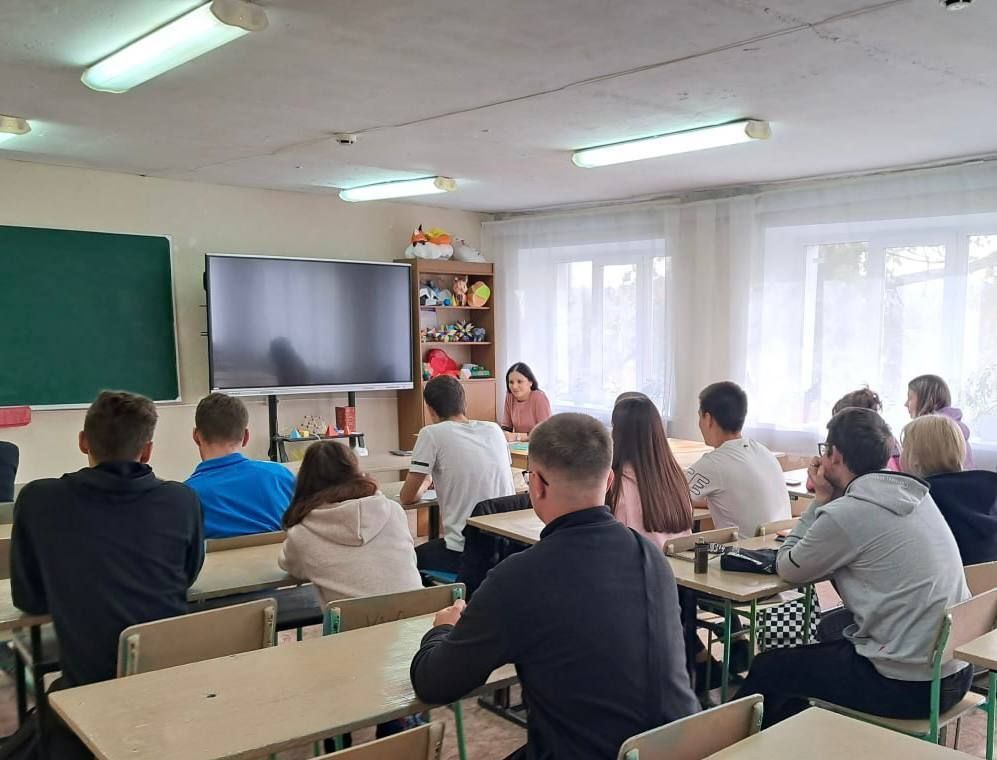 Юные ульяновцы прослушали ряд правовых лекций Юные ульяновцы прослушали ряд правовых лекций