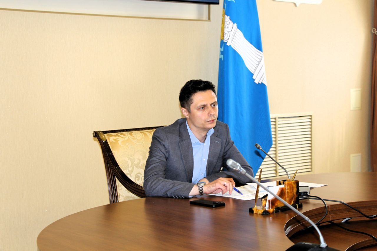 За сильное государство без коррупции!