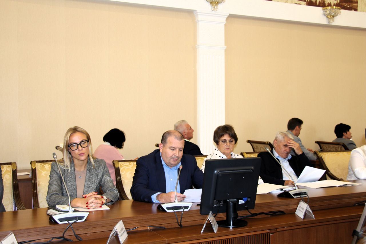 За сильное государство без коррупции!